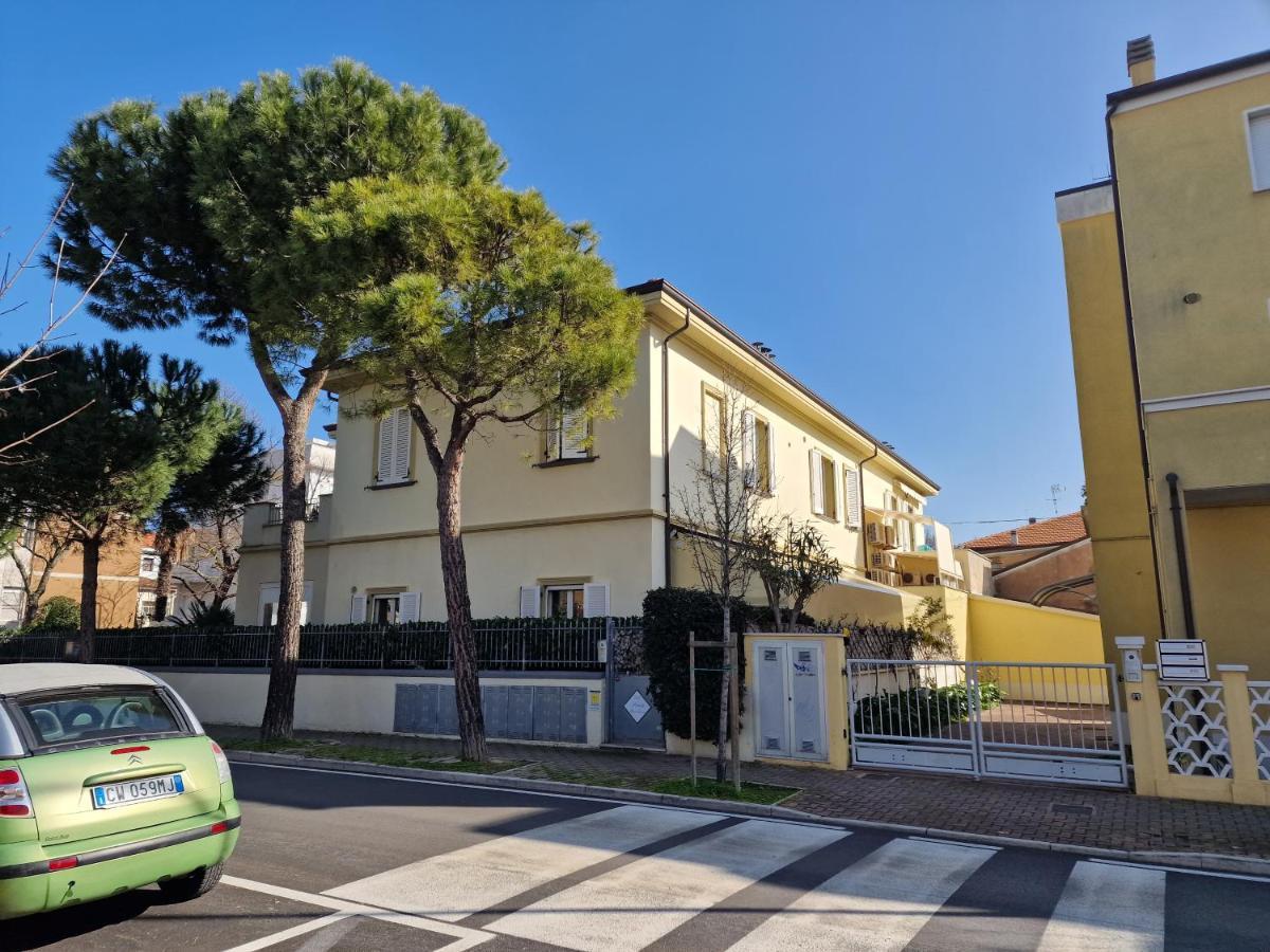 Villa Sante Residence بيزارو المظهر الخارجي الصورة